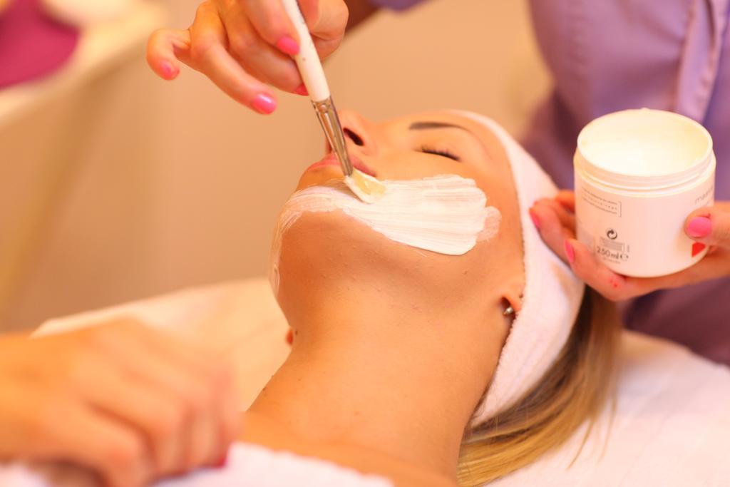 Rezydencja Pod Teznia & Spa Inowrocław 外观 照片
