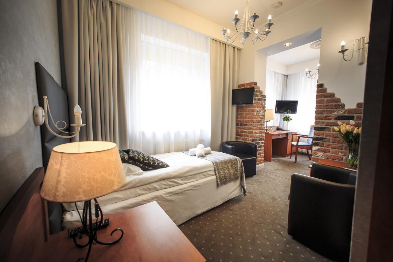 Rezydencja Pod Teznia & Spa Inowrocław 外观 照片